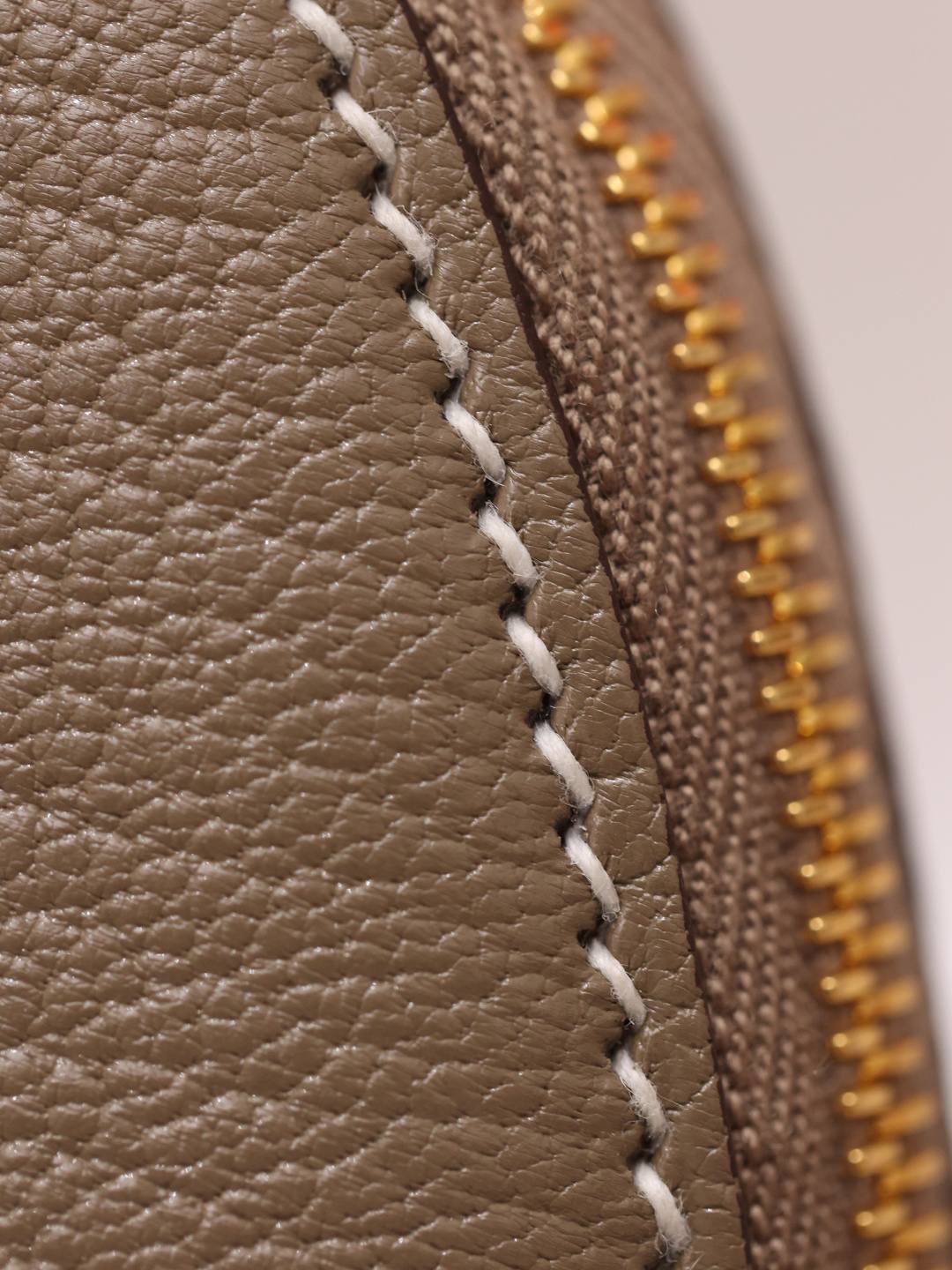 Best Replica Handbags Storehandmade Hermes Bolide 19 in grey bag review(Jan 2026 updated)-Best Quality Fake designer Bag Review, Replica designer bag ru Best Replica Handbags Storehandmade Hermes Bolide 19 in grey bag review(Jan 2026 updated)-Best Quality Fake designer Bag Review, Replica designer bag ru