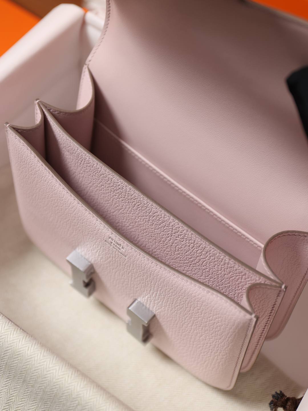 Best Replica Handbags Storehandmade Hermes Constance 19 Chèvre goatskin Rose Sakura Mauve bag review(Jan 2026 updated)-Meilleure qualité de faux sac Louis Vuitton en ligne, réplique de sac de créateur ru