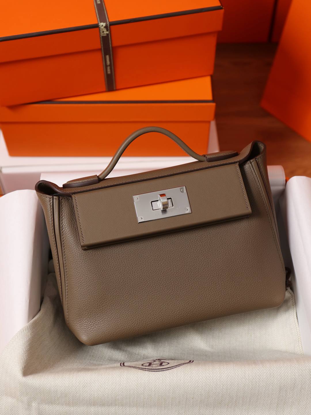 Best Replica Handbags StoreHandmade Hermes 2424 bag in grey review(Feb 2026 updated)-Best Quality Fake designer Bag Review, Replica designer bag ru Best Replica Handbags StoreHandmade Hermes 2424 bag in grey review(Feb 2026 updated)-Best Quality Fake designer Bag Review, Replica designer bag ru