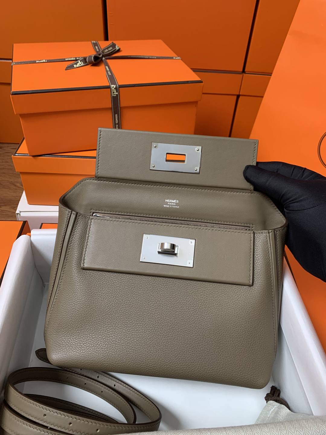Best Replica Handbags StoreHandmade Hermes 2424 bag in grey review(Feb 2026 updated)-Best Quality Fake designer Bag Review, Replica designer bag ru Best Replica Handbags StoreHandmade Hermes 2424 bag in grey review(Feb 2026 updated)-Best Quality Fake designer Bag Review, Replica designer bag ru