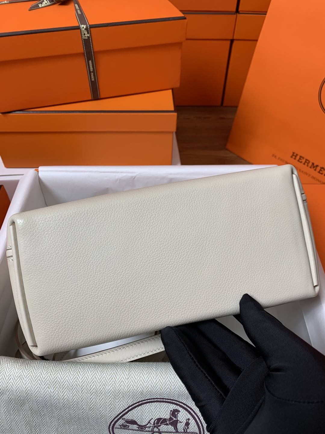 Best Replica Handbags Storehand made Hermes 2424 bag in white leather review(Feb 2026 updated)-Best Quality Fake designer Bag Review, Replica designer bag ru Best Replica Handbags Storehand made Hermes 2424 bag in white leather review(Feb 2026 updated)-Best Quality Fake designer Bag Review, Replica designer bag ru