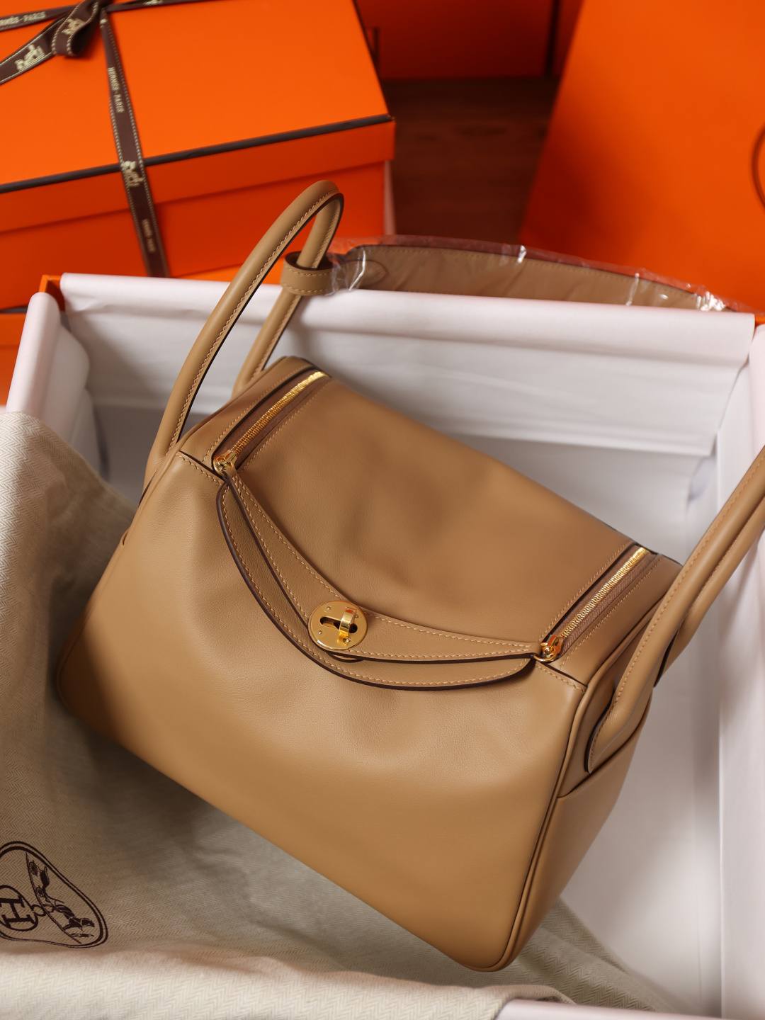 Best Replica Handbags Storehandmade Hermes Lindy 26 bag swift leather brown bag review(Feb 2026 updated)-Best Quality Fake designer Bag Review, Replica designer bag ru Best Replica Handbags Storehandmade Hermes Lindy 26 bag swift leather brown bag review(Feb 2026 updated)-Best Quality Fake designer Bag Review, Replica designer bag ru