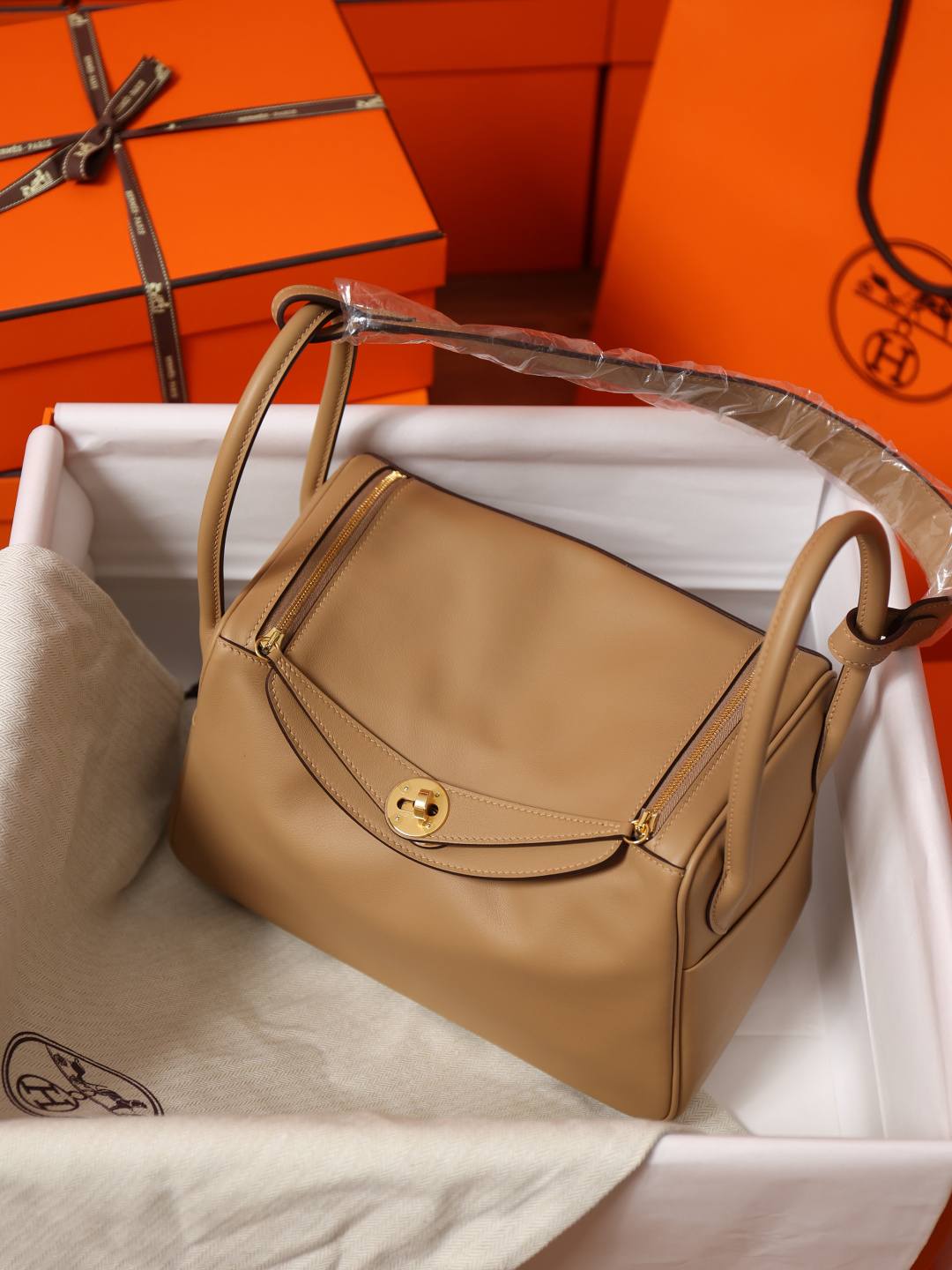 Best Replica Handbags Storehandmade Hermes Lindy 26 bag swift leather brown bag review(Feb 2026 updated)-Best Quality Fake designer Bag Review, Replica designer bag ru Best Replica Handbags Storehandmade Hermes Lindy 26 bag swift leather brown bag review(Feb 2026 updated)-Best Quality Fake designer Bag Review, Replica designer bag ru