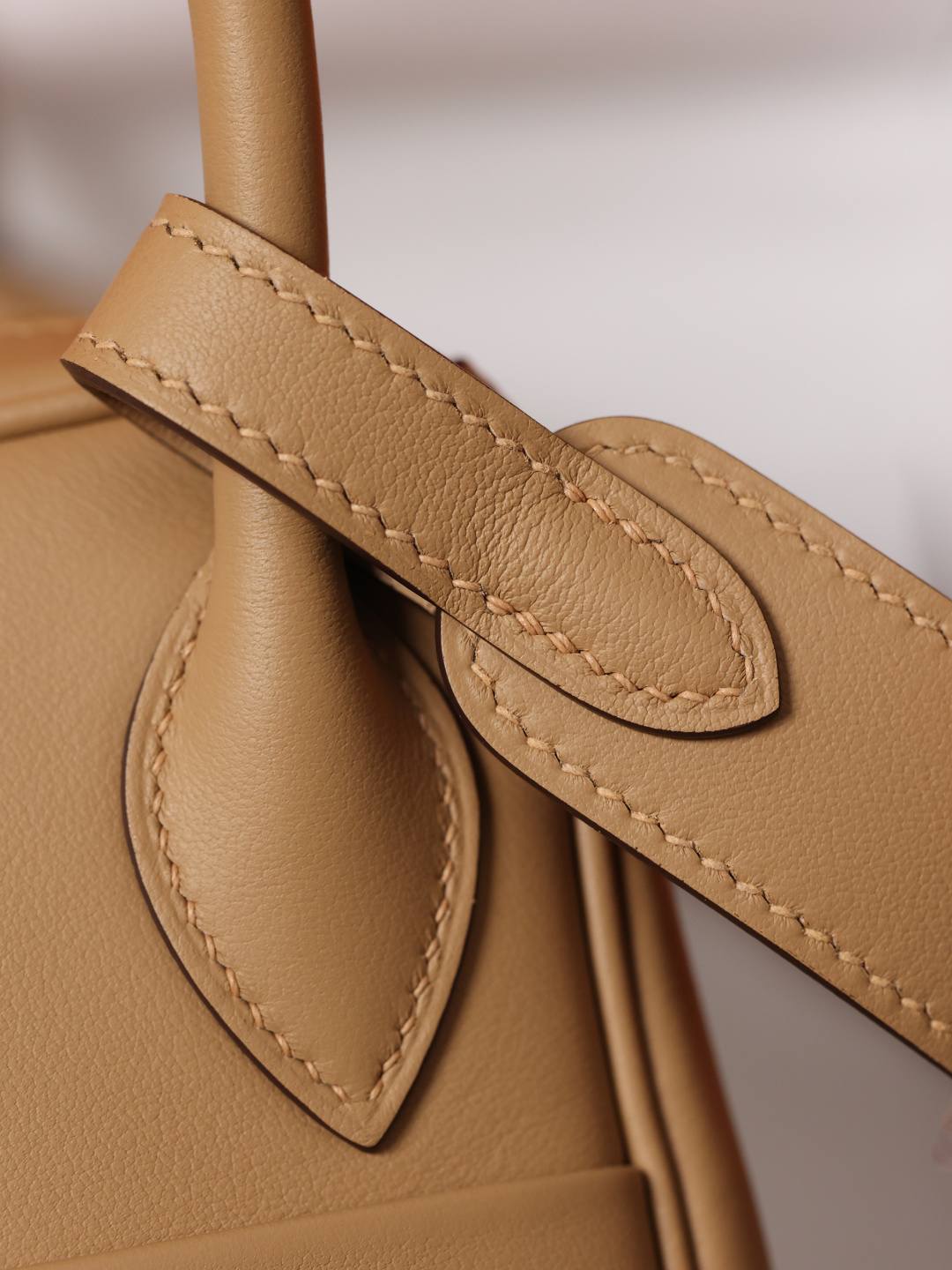 Best Replica Handbags Storehandmade Hermes Lindy 26 bag swift leather brown bag review(Feb 2026 updated)-Best Quality Fake designer Bag Review, Replica designer bag ru Best Replica Handbags Storehandmade Hermes Lindy 26 bag swift leather brown bag review(Feb 2026 updated)-Best Quality Fake designer Bag Review, Replica designer bag ru