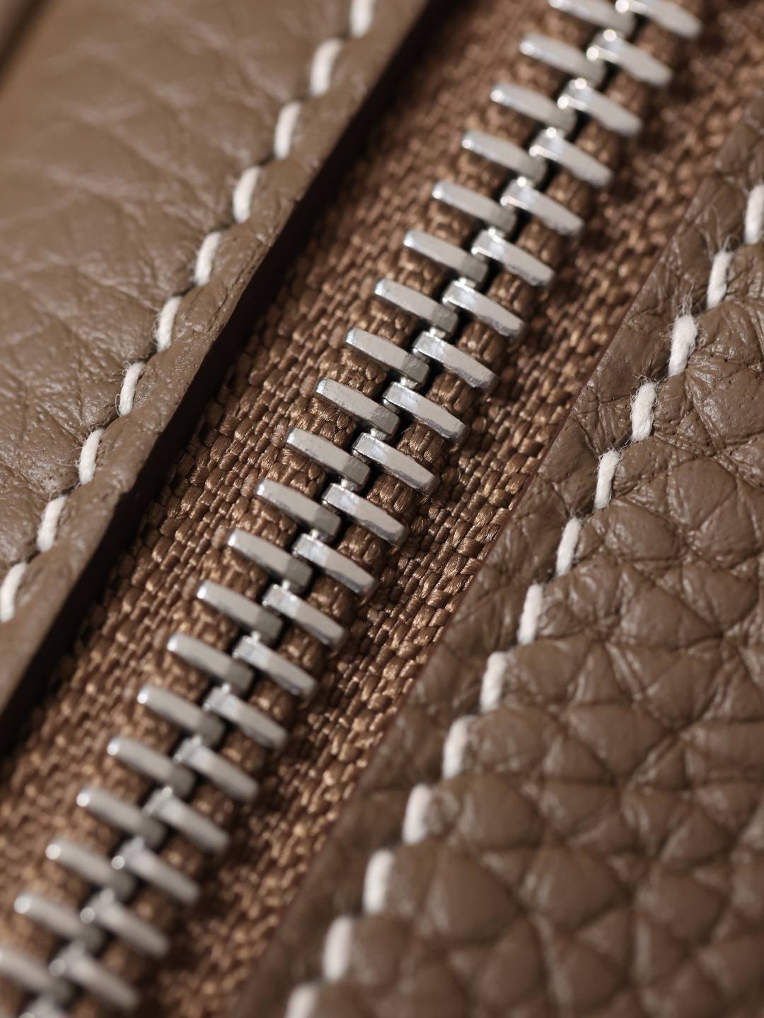 Best Replica Handbags Storehandmade Hermes Lindy 26 bag in togo elephante grey bag review(Feb 2026 updated)-Najlepsza jakość fałszywych torebek Louis Vuitton Sklep internetowy, projektant repliki torebki ru Best Replica Handbags Storehandmade Hermes Lindy 26 bag in togo elephante grey bag review(Feb 2026 updated)-Najlepsza jakość fałszywych torebek Louis Vuitton Sklep internetowy, projektant repliki torebki ru