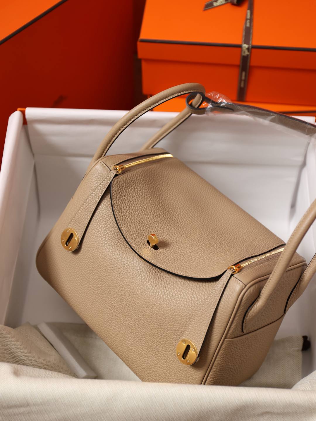 Best Replica Handbags Storehandmade Hermes Lindy 26 bag in beige togo leather bag review(Feb 2026 updated)-Best Quality adịgboroja Louis vuitton akpa Online Store, oyiri mmebe akpa ru