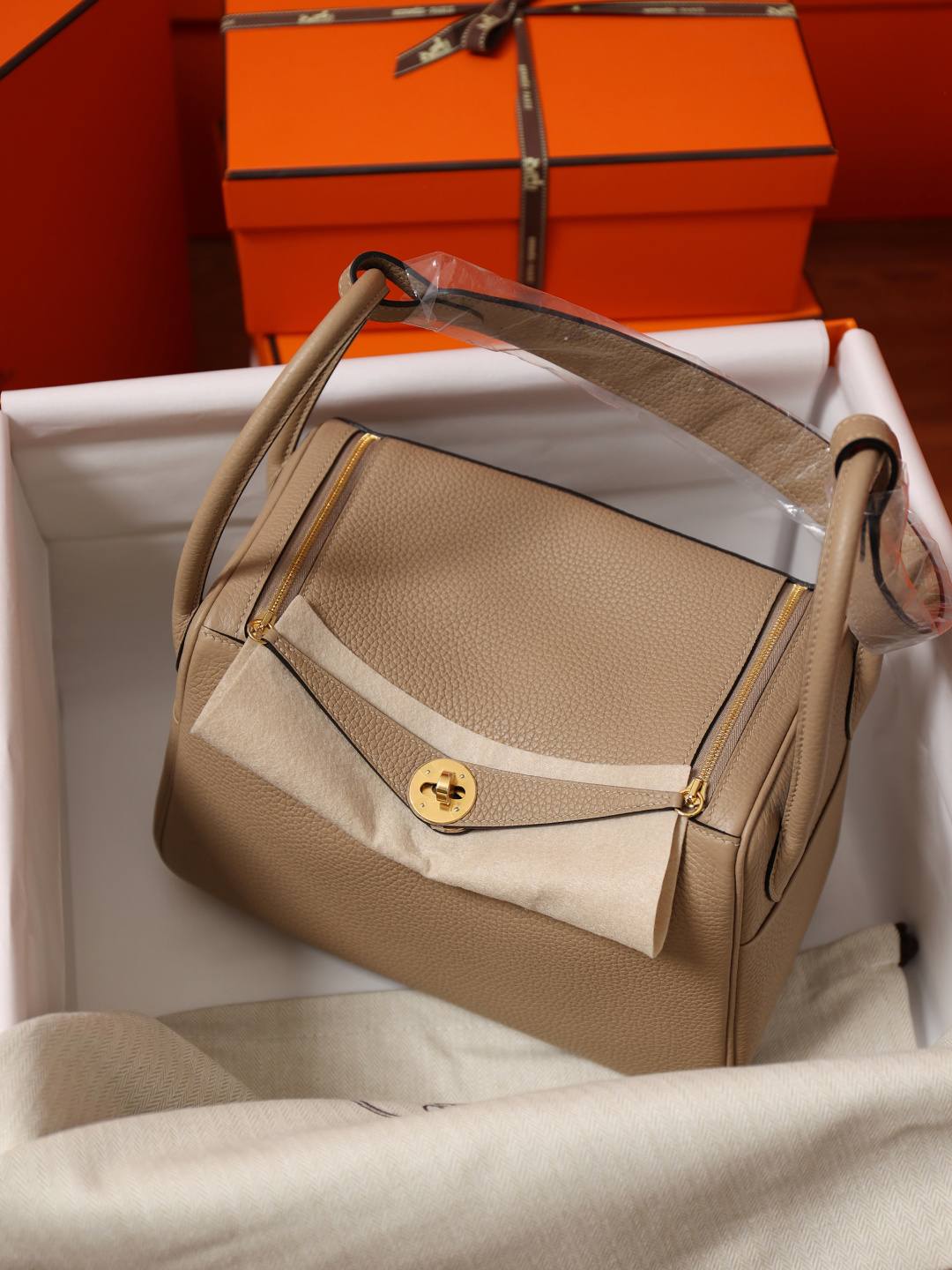 Best Replica Handbags Storehandmade Hermes Lindy 26 bag in beige togo leather bag review(Feb 2026 updated)-Best Quality adịgboroja Louis vuitton akpa Online Store, oyiri mmebe akpa ru