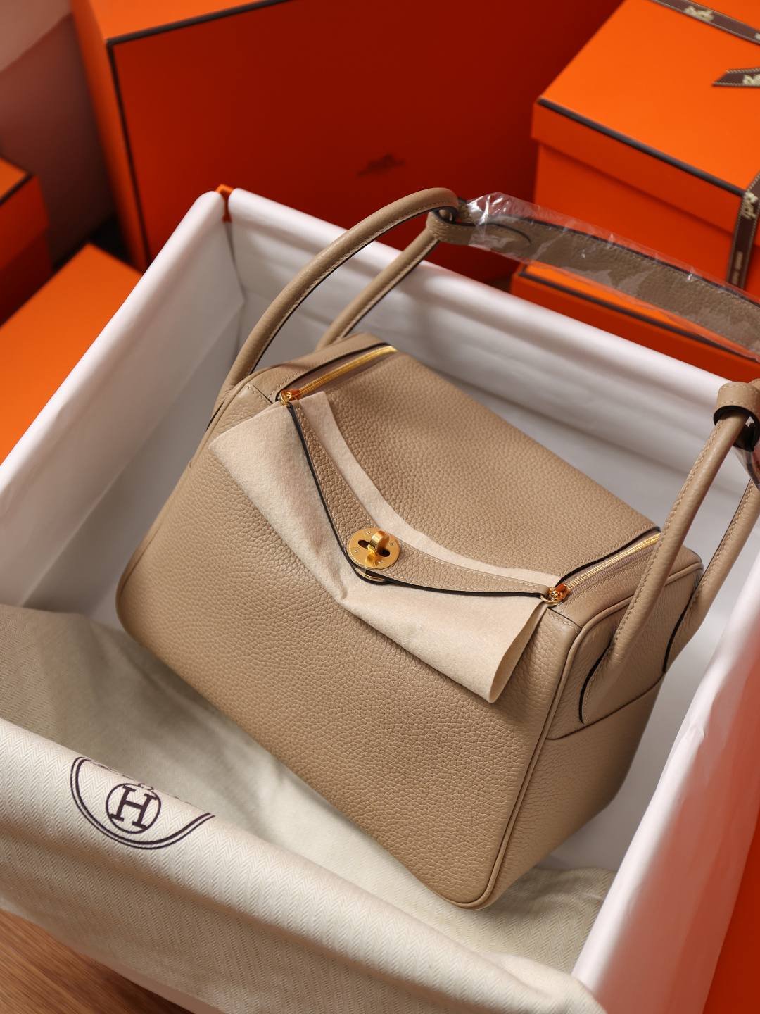 Best Replica Handbags Storehandmade Hermes Lindy 26 bag in beige togo leather bag review(Feb 2026 updated)-Best Quality adịgboroja Louis vuitton akpa Online Store, oyiri mmebe akpa ru