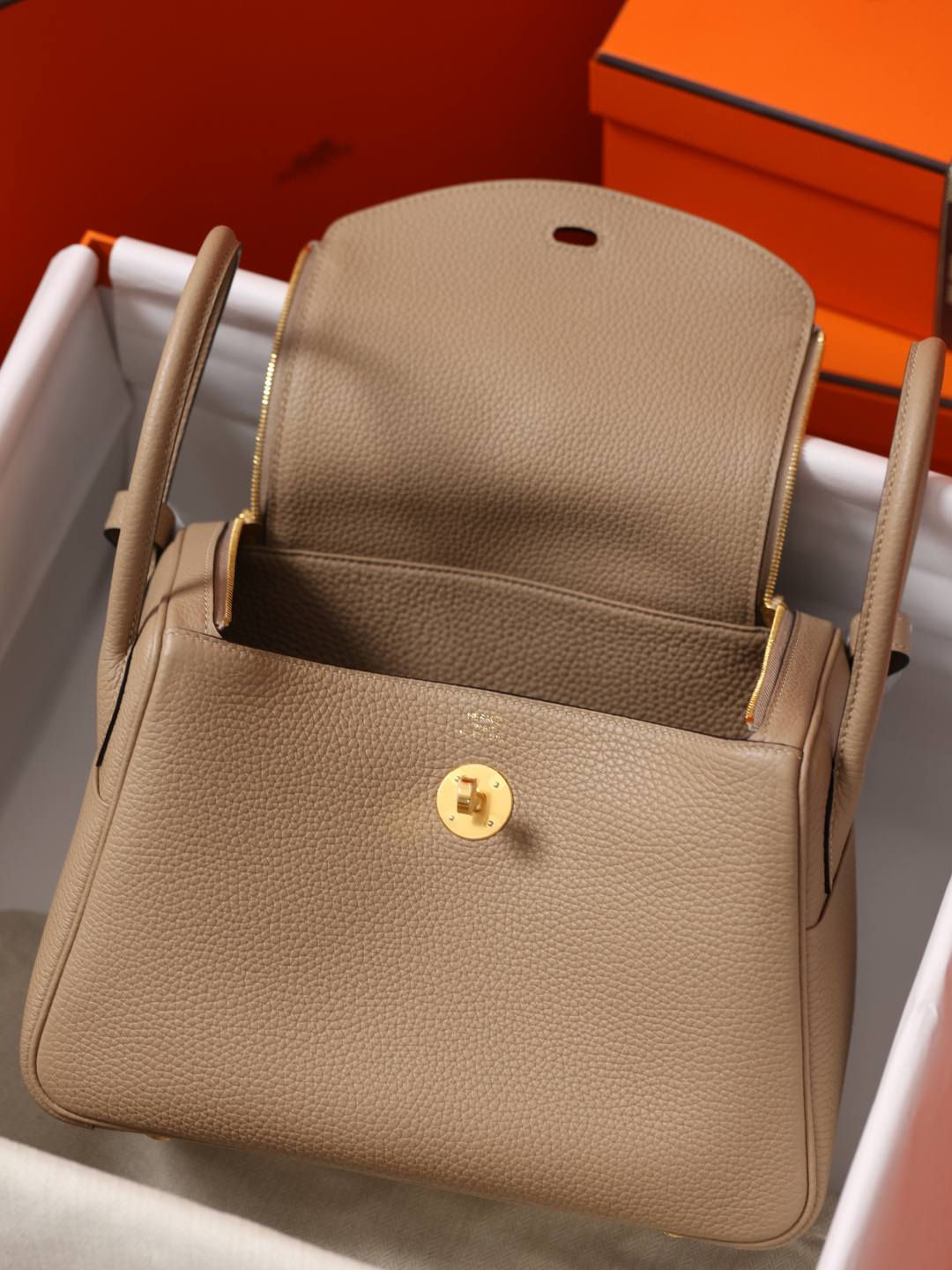 Best Replica Handbags Storehandmade Hermes Lindy 26 bag in beige togo leather bag review(Feb 2026 updated)-Best Quality adịgboroja Louis vuitton akpa Online Store, oyiri mmebe akpa ru