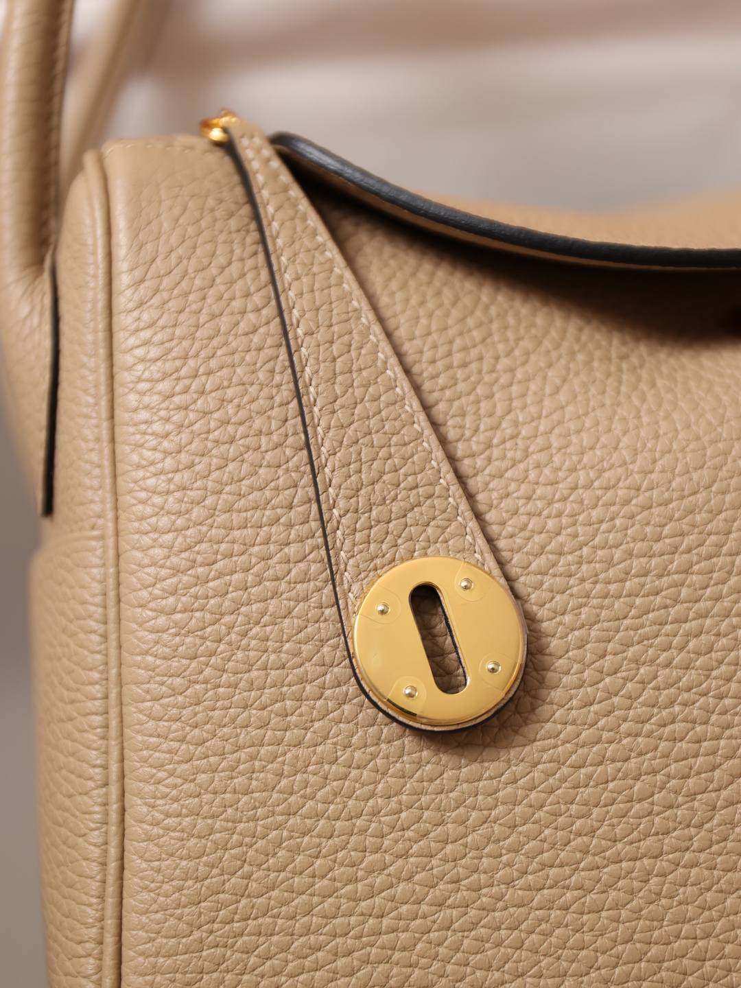 Best Replica Handbags Storehandmade Hermes Lindy 26 bag in beige togo leather bag review(Feb 2026 updated)-Best Quality adịgboroja Louis vuitton akpa Online Store, oyiri mmebe akpa ru