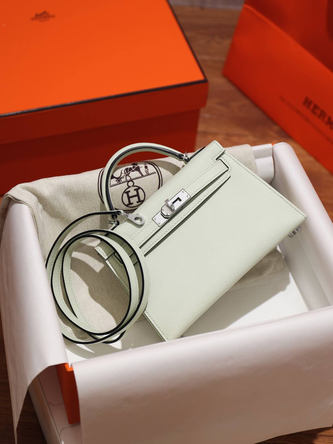 Best Replica Handbags Storehand made Hermes Mini Kelly 2 bag in bubble green in epsom leather review(Feb 2026 updated)-Botiga en línia de bosses falses de Louis Vuitton de millor qualitat, rèplica de bosses de disseny ru