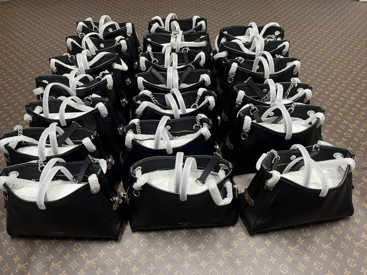 Best Replica Handbags Storebest replica Louis Vuitton Carryall BB bag M12888 lambskin bag(Mar 2026 updated)-Tayada ugu Fiican ee Louis Vuitton Boorsada Online Store, Bac naqshadeeye nuqul ah