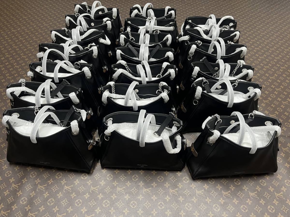 Best Replica Handbags Storebest replica Louis Vuitton Carryall BB bag M12888 lambskin bag(Mar 2026 updated)-Tayada ugu Fiican ee Louis Vuitton Boorsada Online Store, Bac naqshadeeye nuqul ah