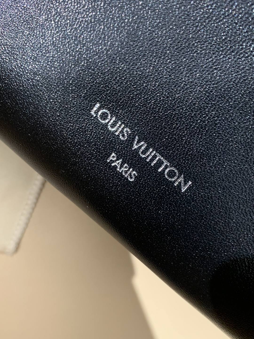 Best Replica Handbags Storebest replica Louis Vuitton Carryall BB bag M12888 lambskin bag(Mar 2026 updated)-Tayada ugu Fiican ee Louis Vuitton Boorsada Online Store, Bac naqshadeeye nuqul ah