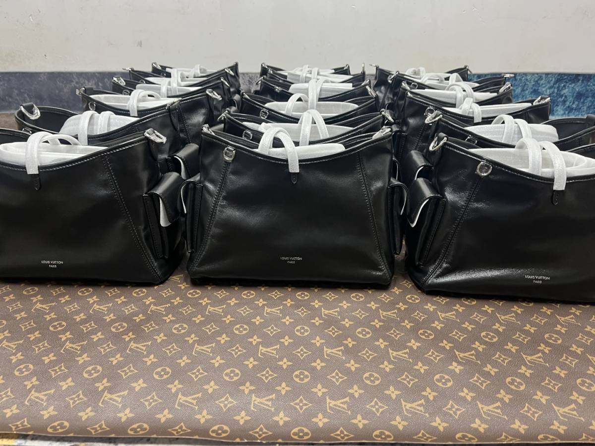 Best Replica Handbags Storebest replica Louis Vuitton Carryall Dark lambskin bag in warehouse(Apr 2026 updated)-Legjobb minőségű hamis Louis Vuitton táska online áruház, replika designer táska ru Best Replica Handbags Storebest replica Louis Vuitton Carryall Dark lambskin bag in warehouse(Apr 2026 updated)-Legjobb minőségű hamis Louis Vuitton táska online áruház, replika designer táska ru
