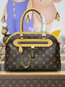 Louis vuitton original monogram canvas ever more PM handbag M15208