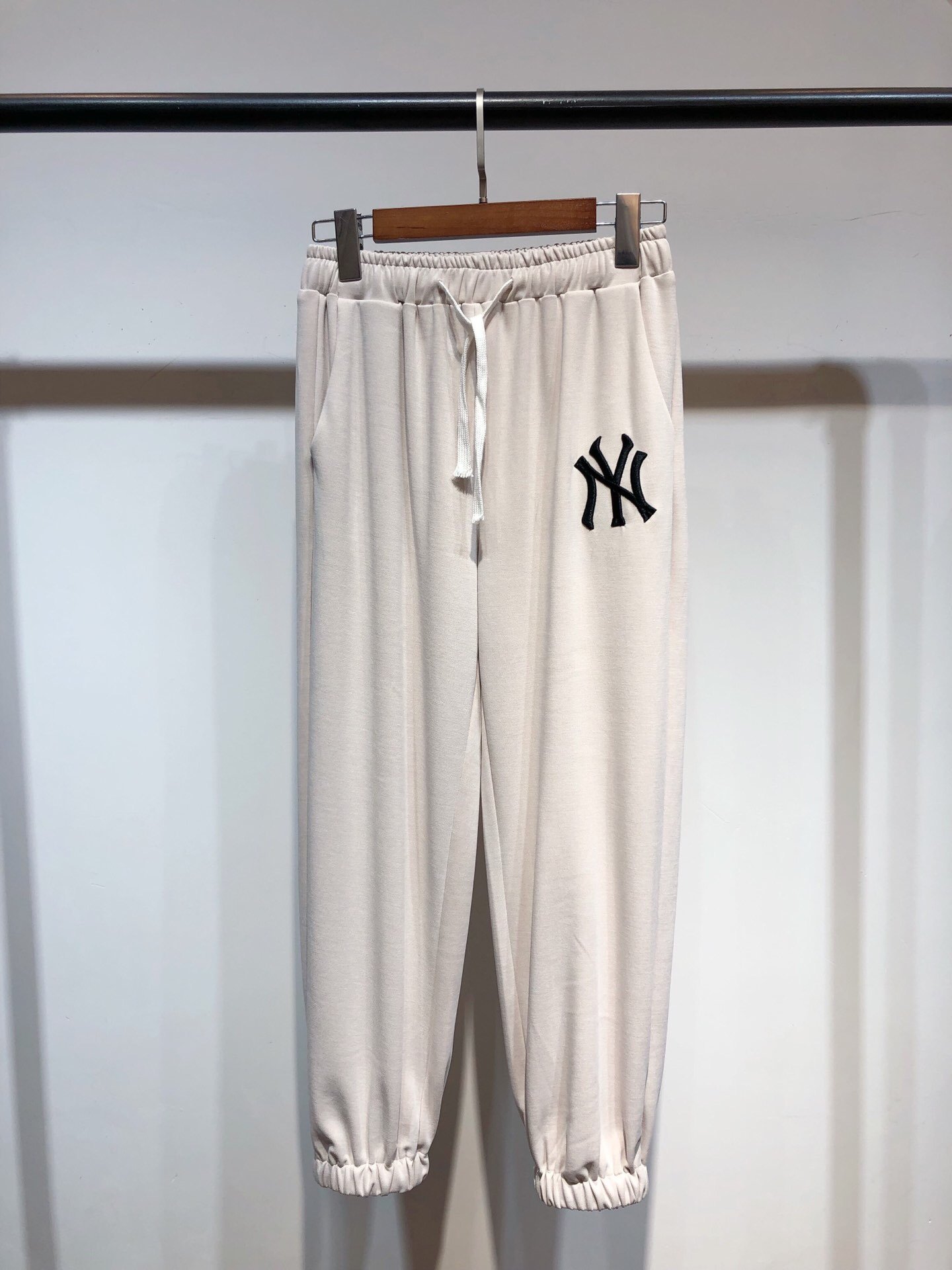 IMG_8677.jpg Gucci Trousers - Image 1