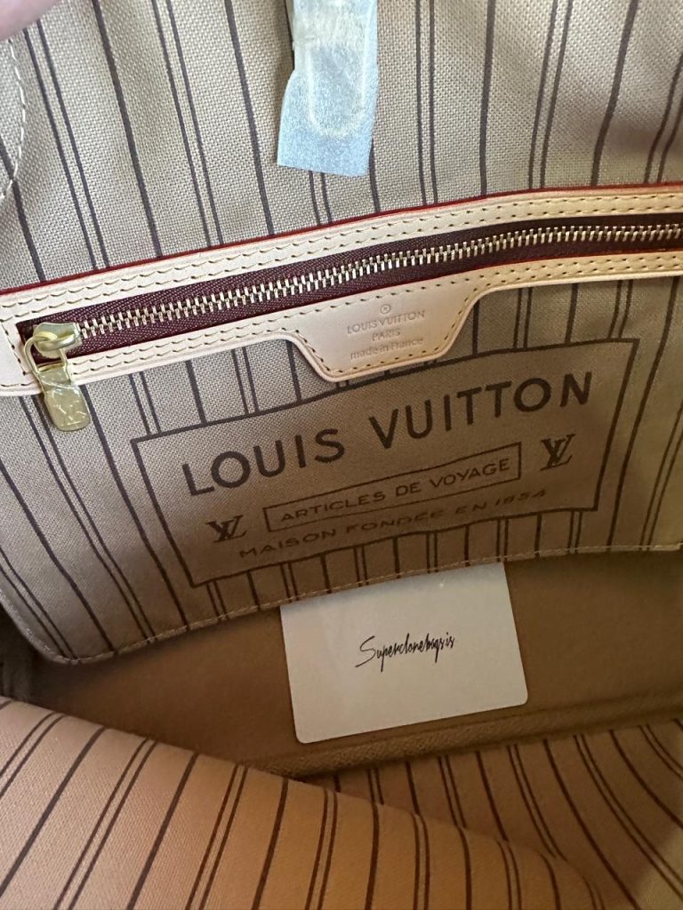 Best Replica Fake LV interior