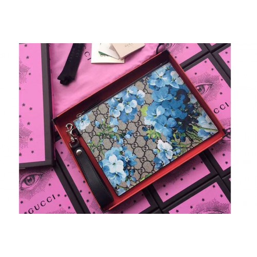 Gucci Blooms pouch Beige Blue Gucci Blooms pouch Beige Blue