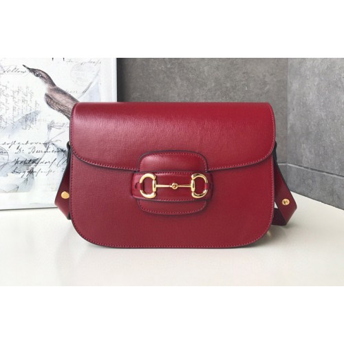 Gucci 1955 Horsebit shoulder bag in Red textured leather Gucci 1955 Horsebit shoulder bag in Red textured leather