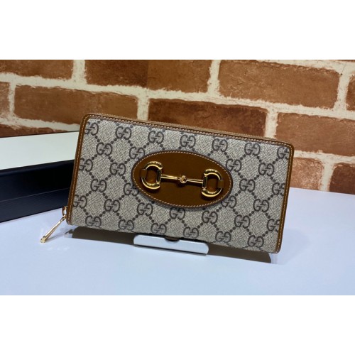 Gucci 1955 Horsebit zip around wallet in Beige ebony Supreme canvas