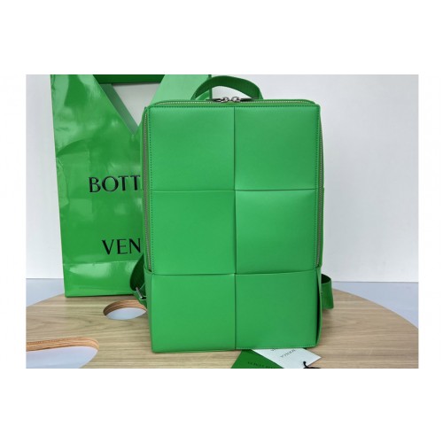 Bottega Veneta Arco Backpack in Green Intreccio leather Bottega Veneta Arco Backpack in Green Intreccio leather