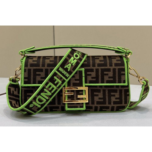 Fendi 8BH600 medium Baguette bag in Brown fabric With Green Fendi 8BH600 medium Baguette bag in Brown fabric With Green