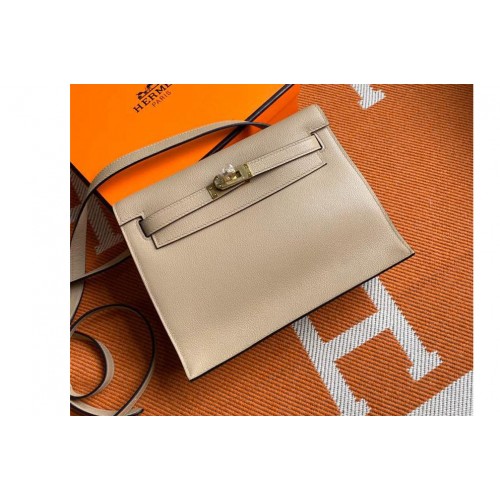 Hermes Kelly Danse 22cm Bag in Beige Evercolor Leather with Gold Buckle