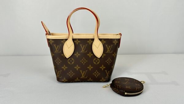Louis Vuitton Never full BB