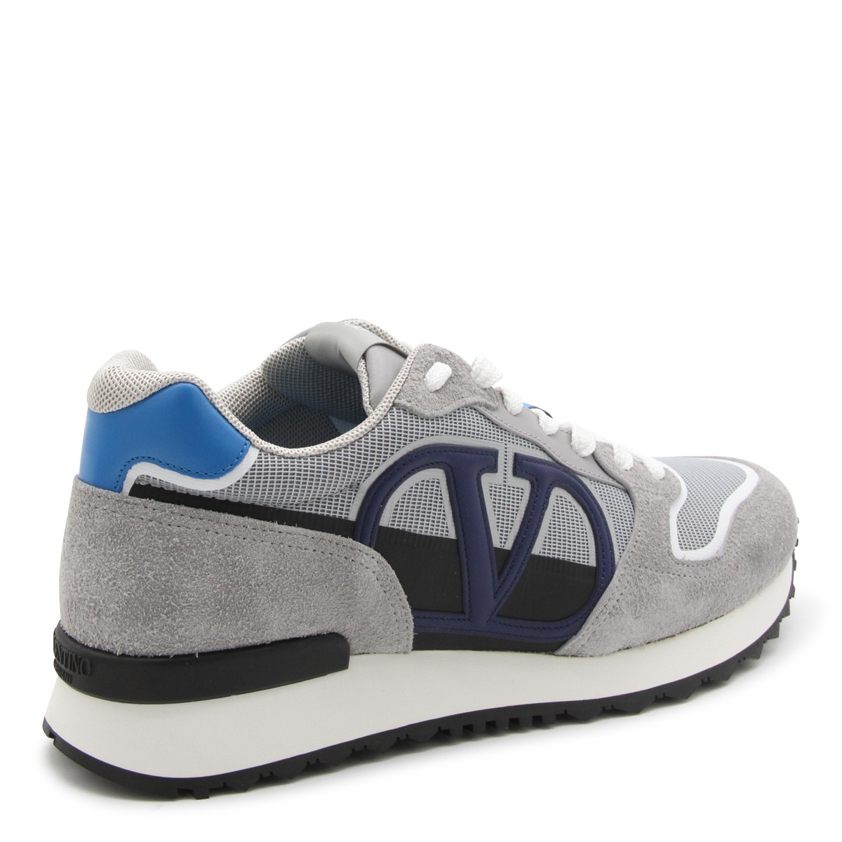 GREY LEATHER SNEAKERS