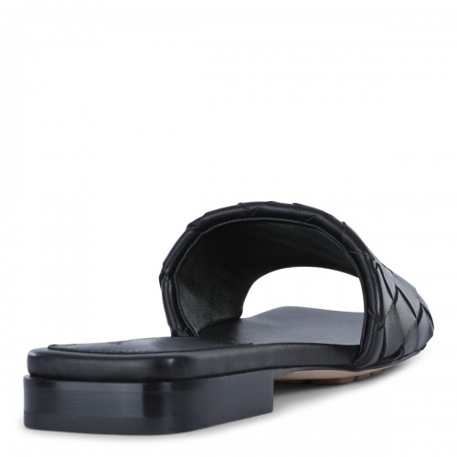 BLACK LEATHER SANDALS