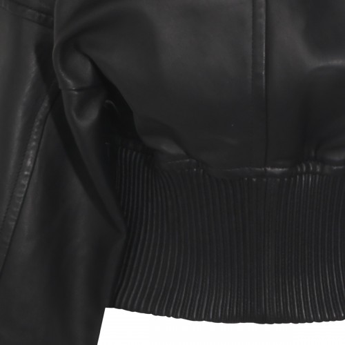 BLACK LEATHER JACKET