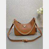 Top Prada Hoho Re-Edition Handbag