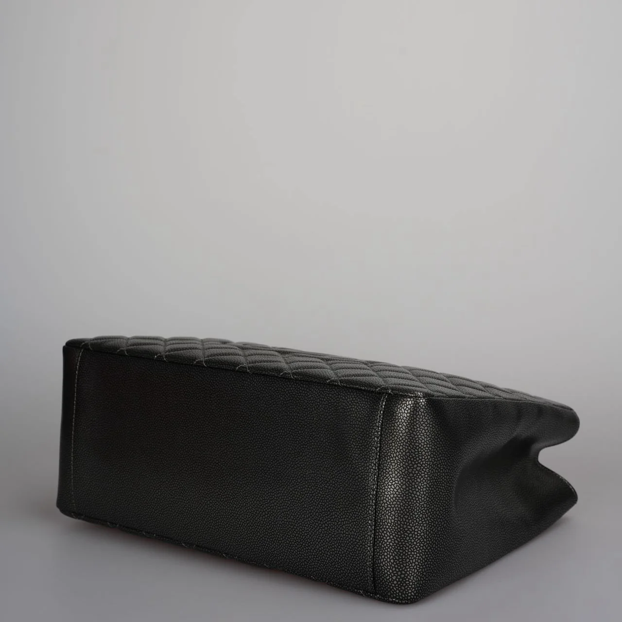 used-Chanel Grand Shopping Tote Black GST Bag in Caviar Leather with Black Hardware-MILOURA