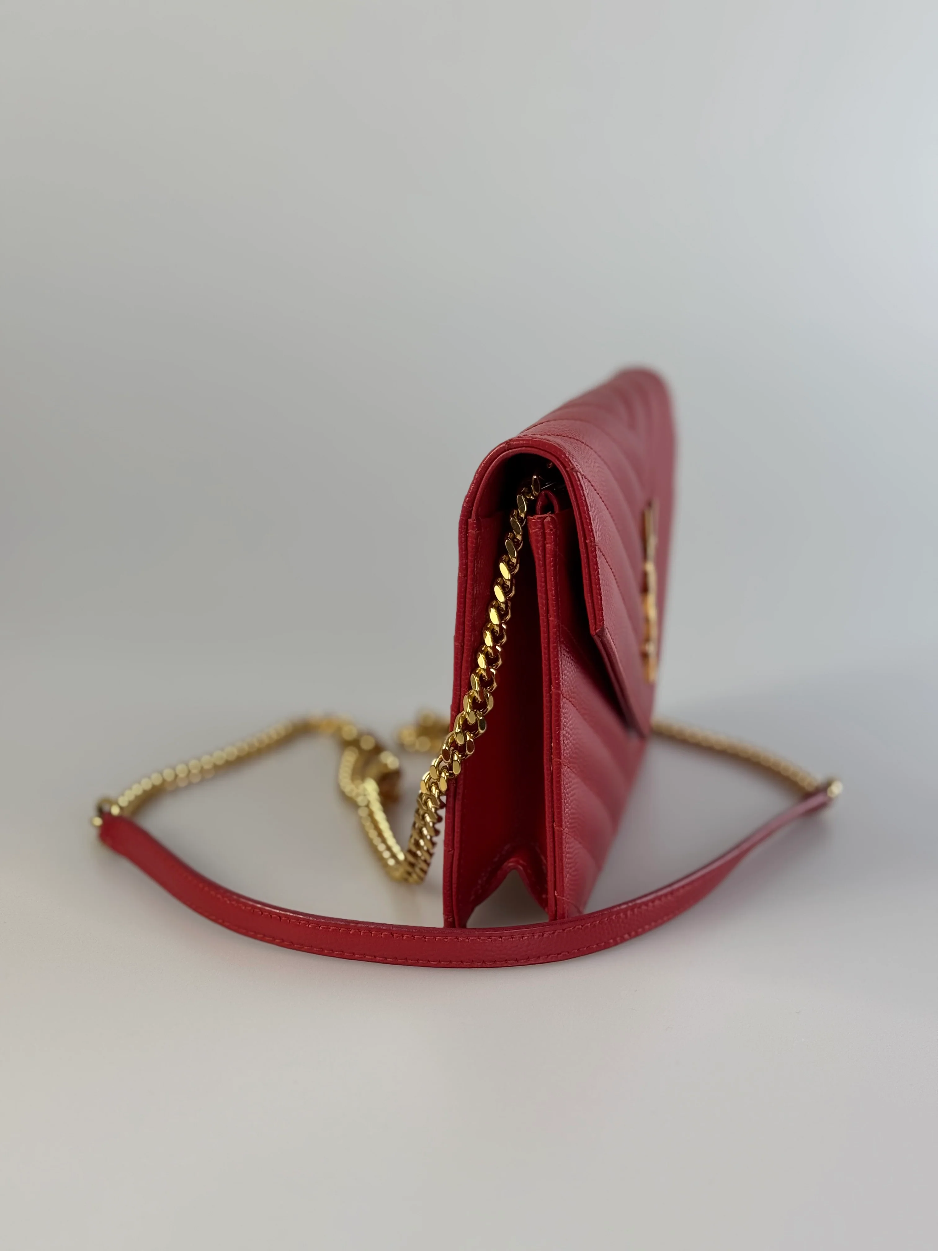 used-Saint Laurent Cassandre envelope Red Bag-MILOURA