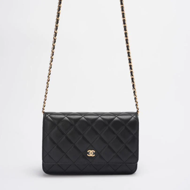 Chanel Wallet On Chain (WOC) Black Bag In Lambskin Leather With Gold Hardware 2018 Front