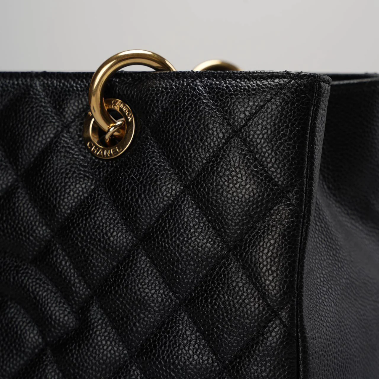 used-Chanel Medium Grand Shopping Tote Black GST Bag in Caviar Leather with Gold Hardware 2014-MILOURA