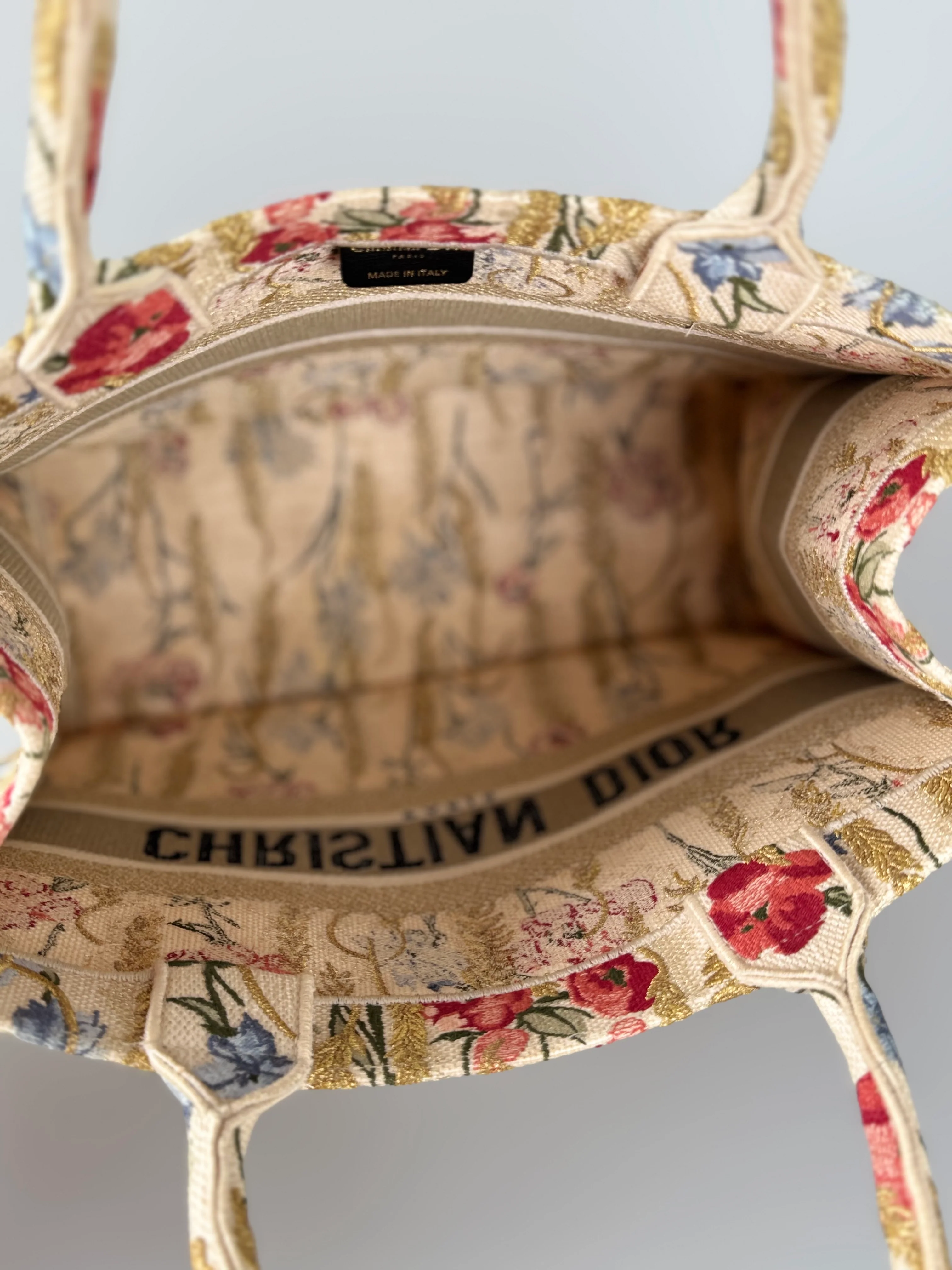 used-CHRISTIAN DIOR Beige Floral Embroidered Canvas Book Tote Medium-MILOURA