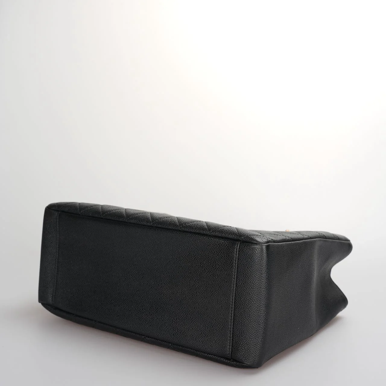 used-Chanel Black Grand Shopping Tote GST Bag in Caviar Leather with Gold Hardware-MILOURA