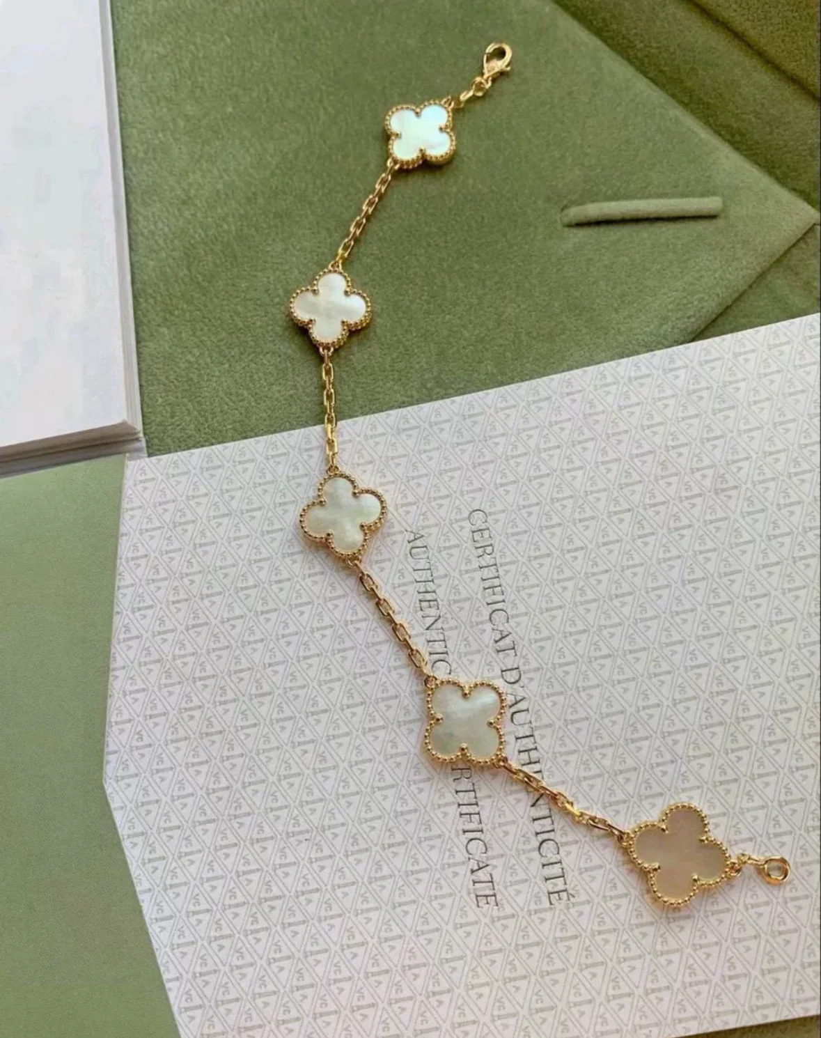 used-Van Cleef & Arpels Vintage Alhambra bracelet 5 motifs white-MILOURA