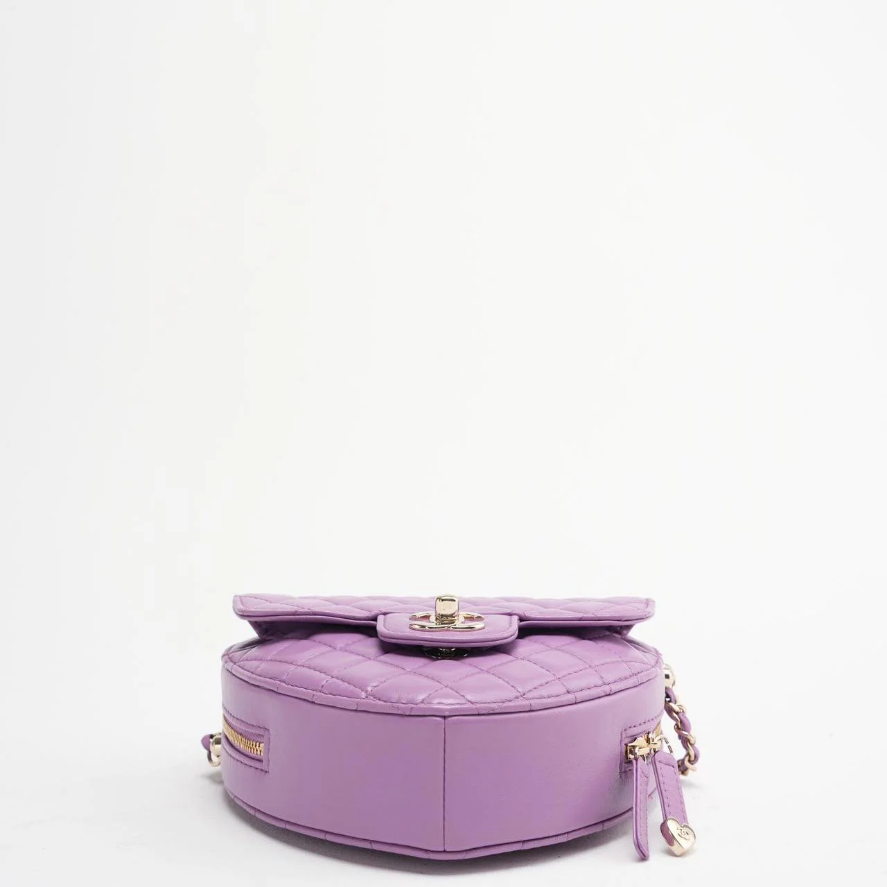 Chanel Purple CC in Love Heart Clutch in Lambskin 2022