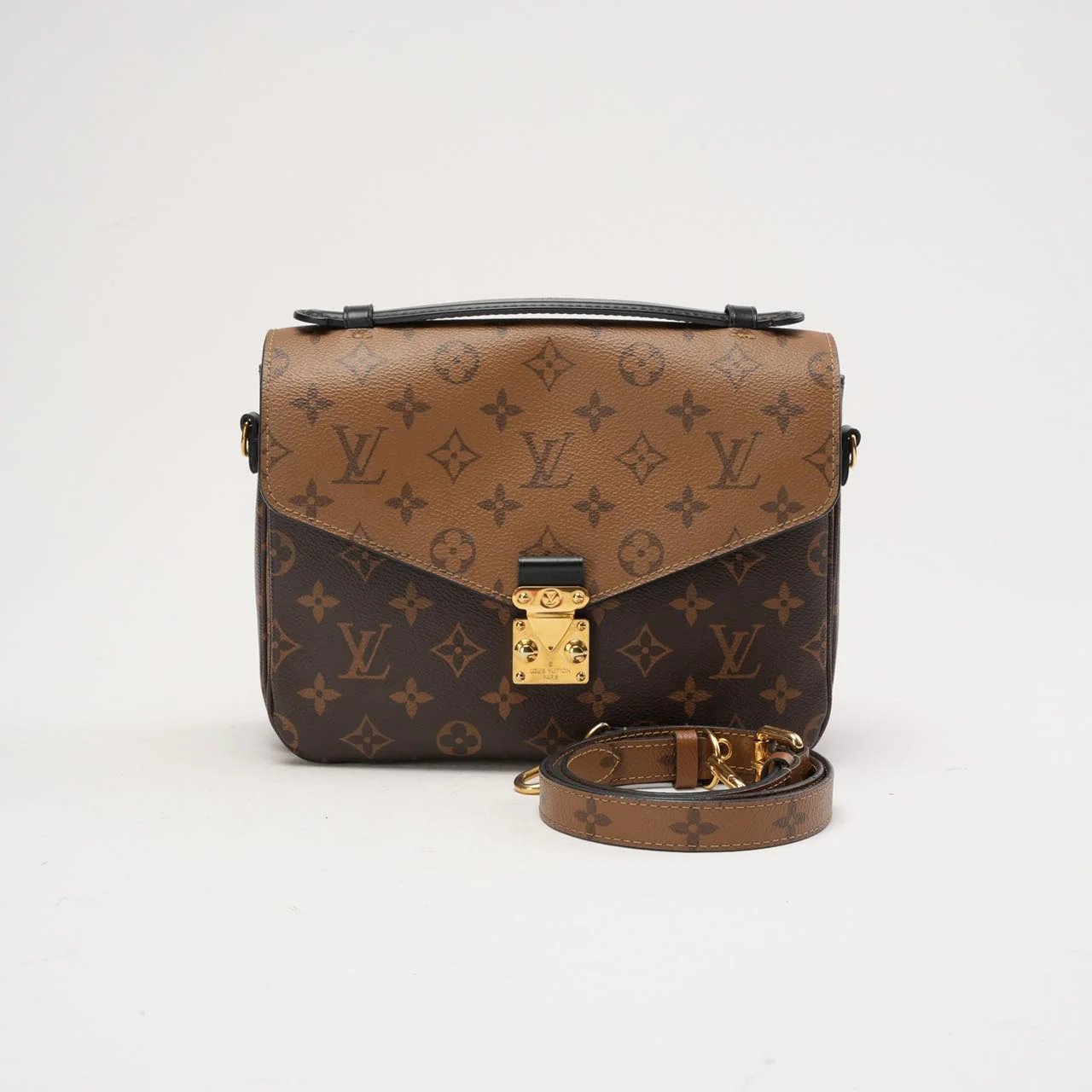 Louis Vuitton Monogram Pochette Metis MM Bag 2019