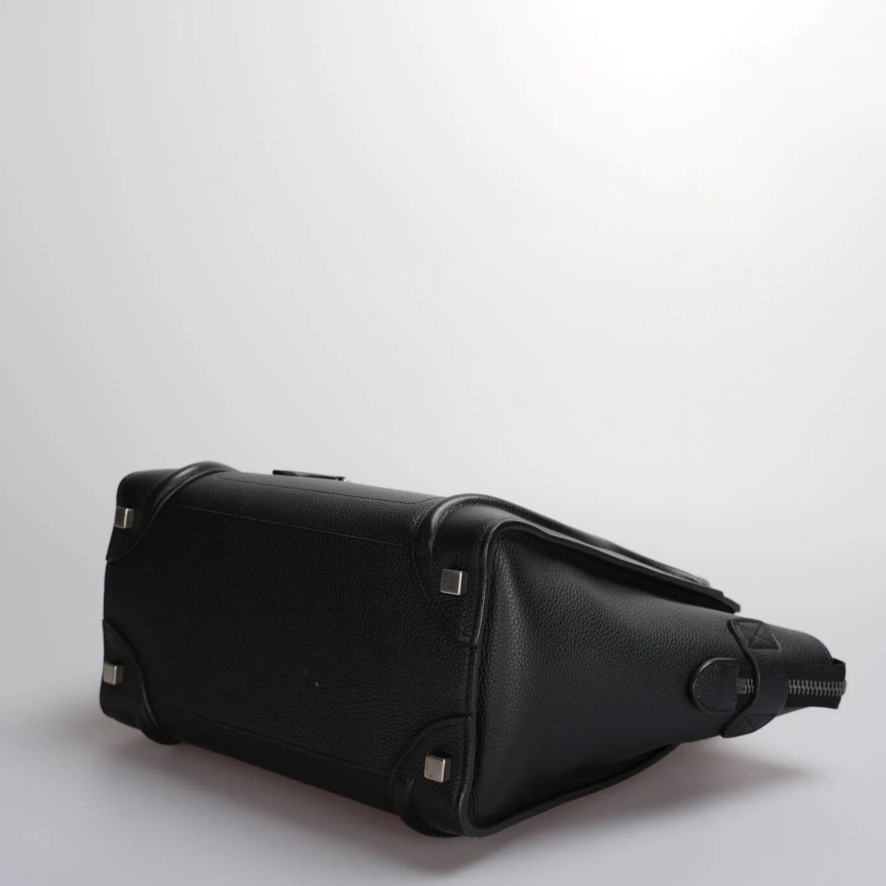 used-CELINE Micro Luggage leather handbag in Black-MILOURA