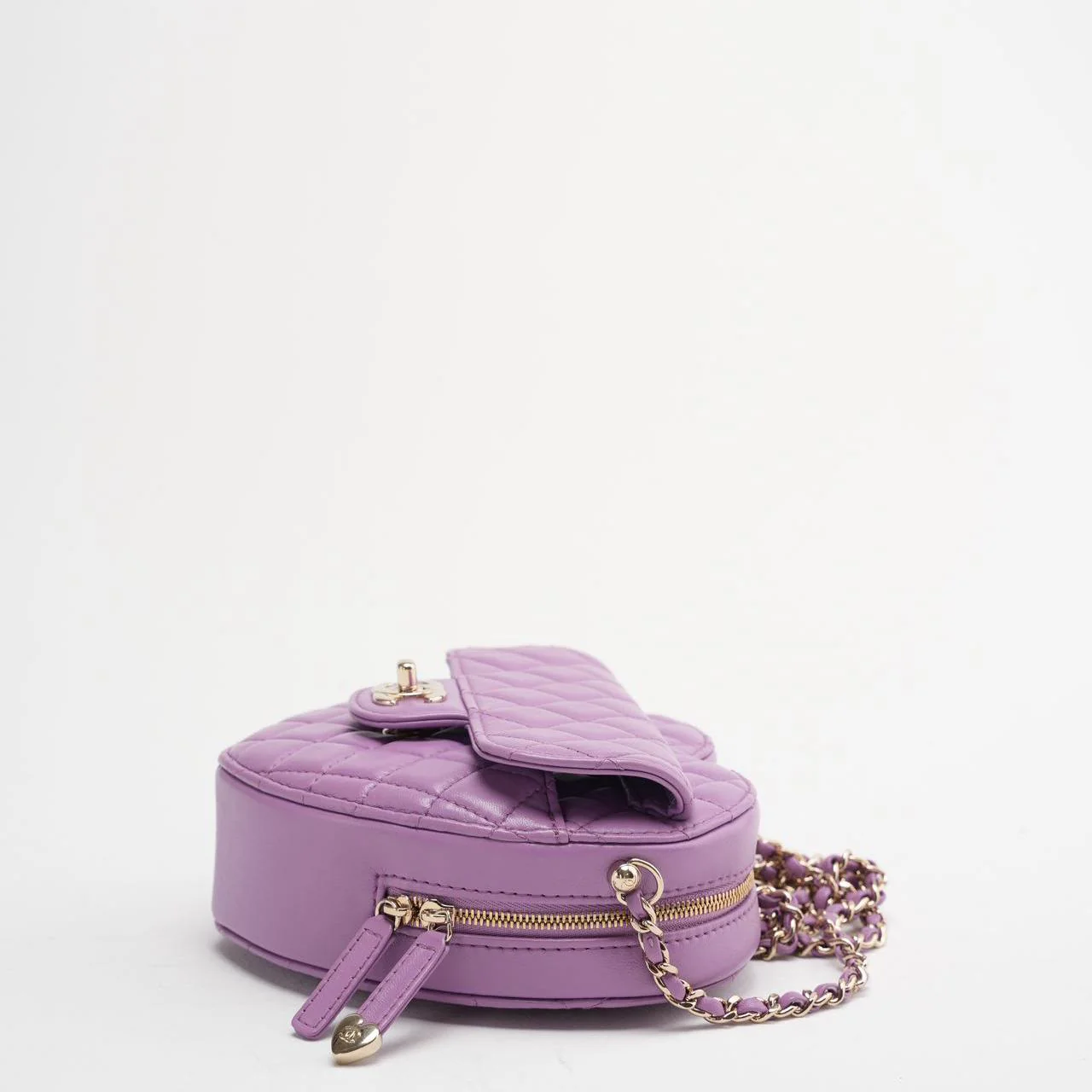 Chanel Purple CC in Love Heart Clutch in Lambskin 2022