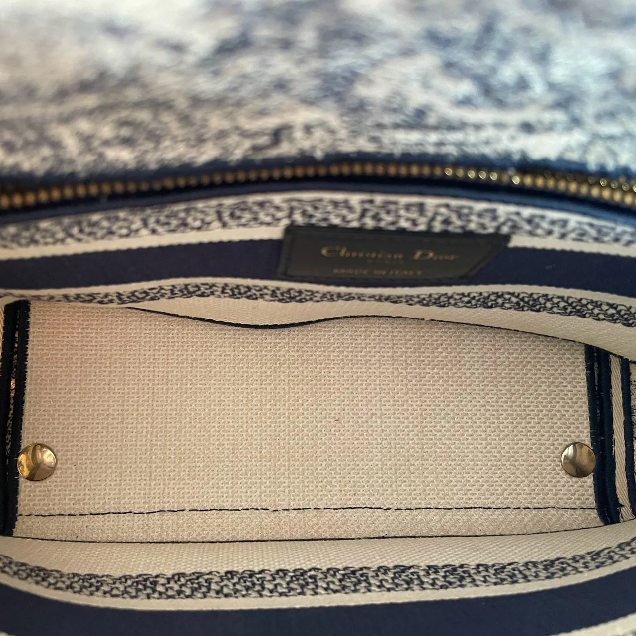 used-Christian Dior Lady Dior D-Lite Bag Medium-MILOURA