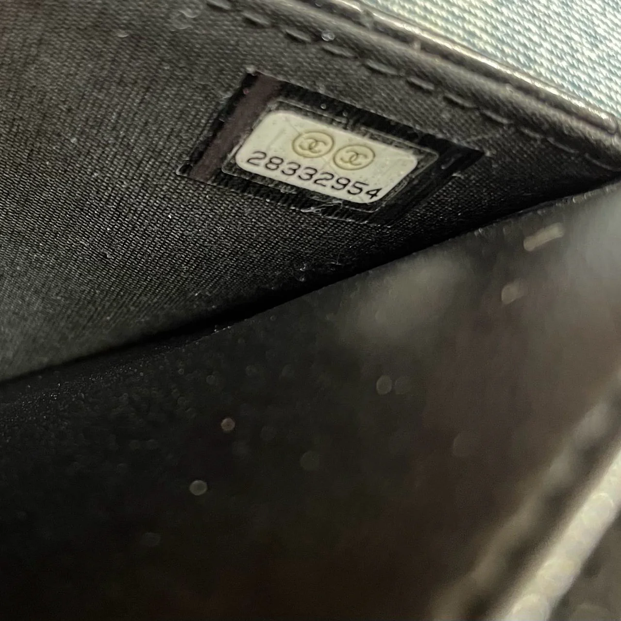 used-Chanel Lambskin Chevron Quilted Trendy CC Wallet On Chain WOC in Black-MILOURA