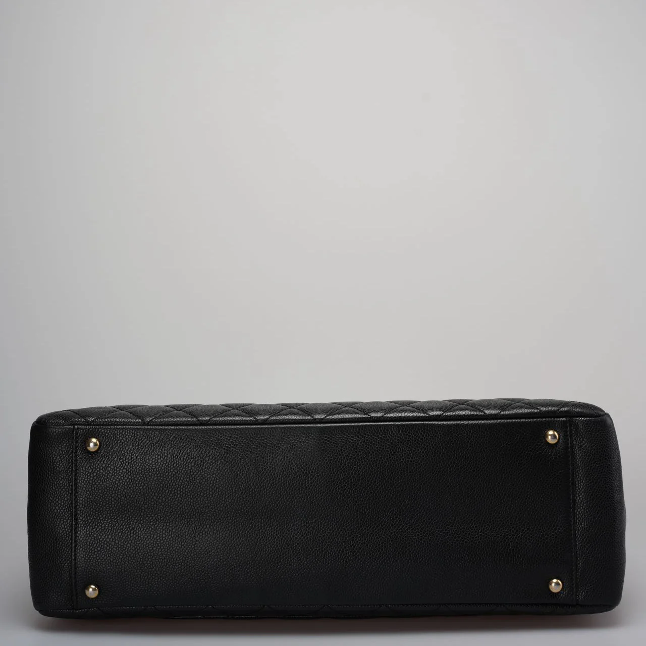 used-Chanel Large Grand Shopping Tote black GST Bag in Caviar Leather with Gold Hardware-MILOURA