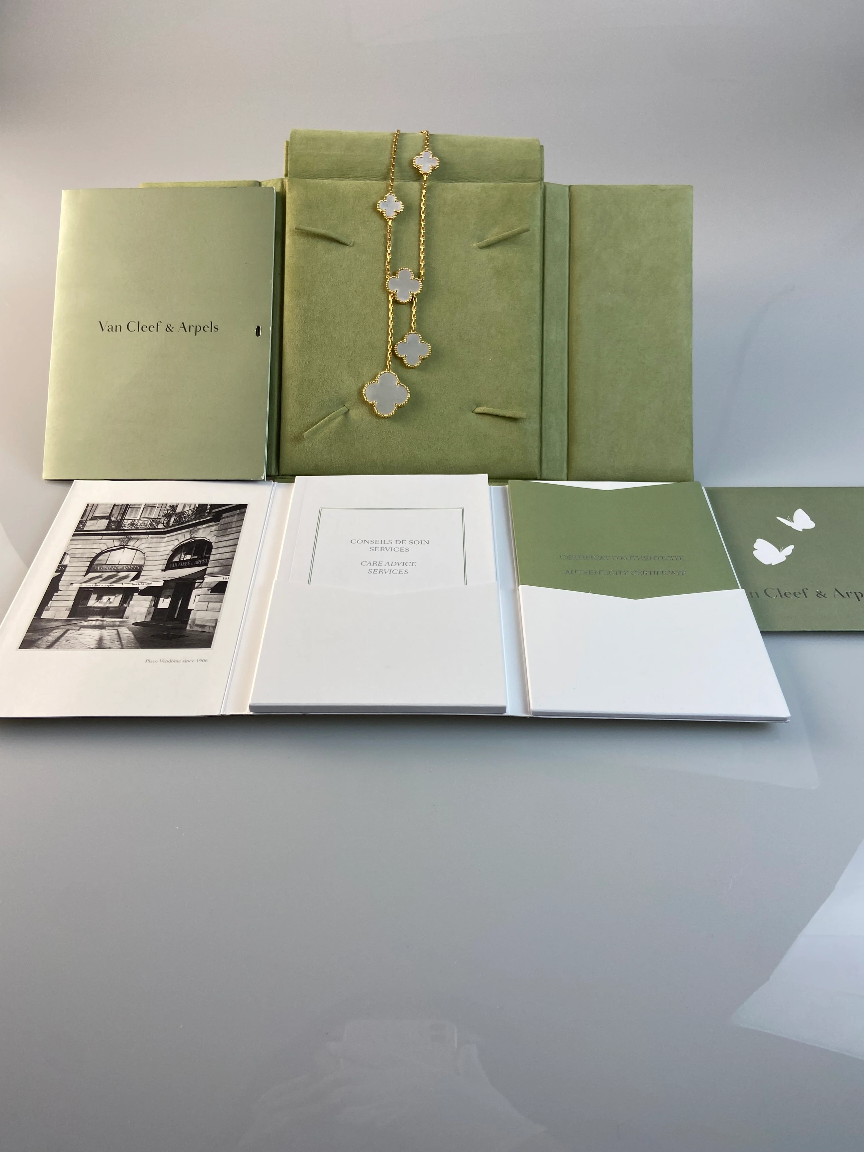 used-van cleef&arpels-MILOURA