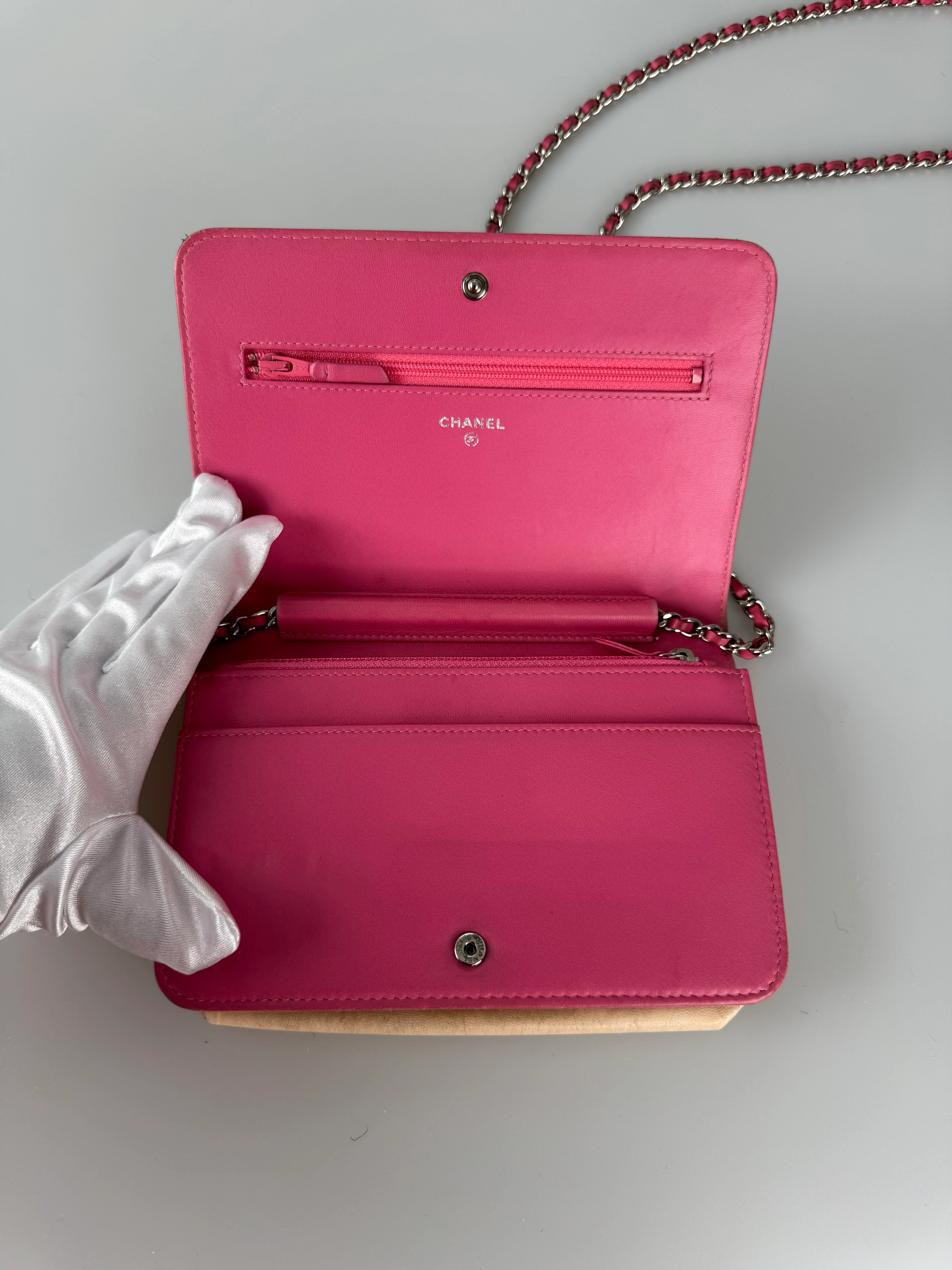 used-Chanel Faded Lambskin Quilted Zephyr Wallet on Chain WOC Dark Pink-MILOURA