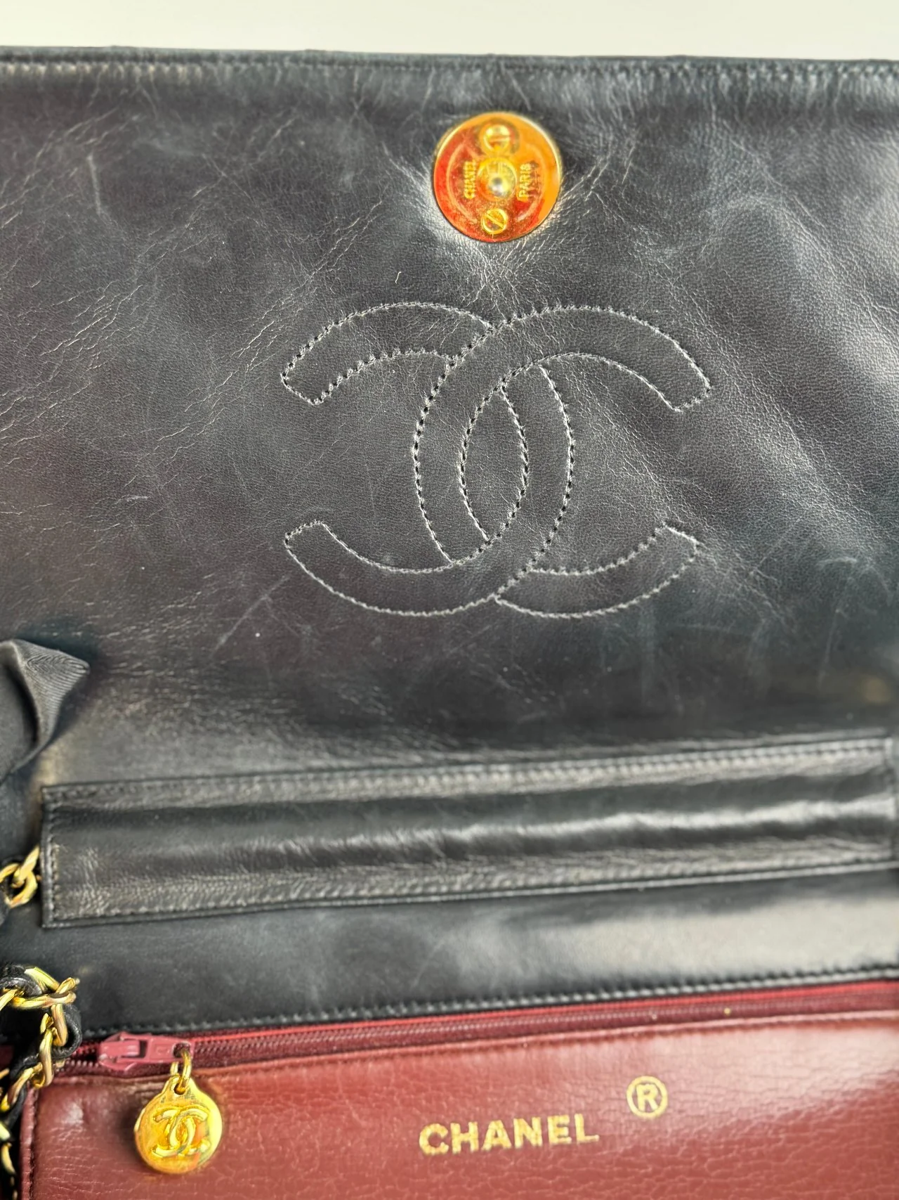 used-Chanel vintage Matelassé Lambskin Shoulder Bag Black-MILOURA